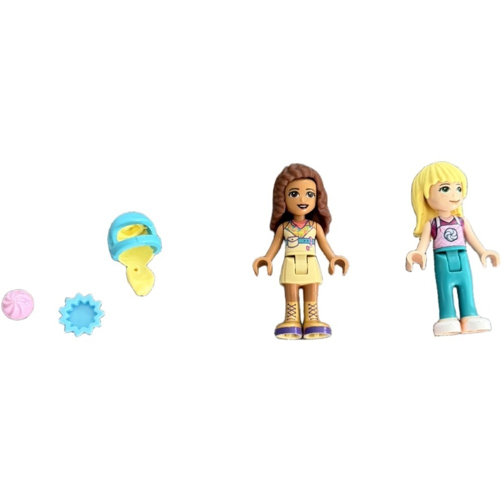 Lego Friends Olivia and Stephanie Mini Figures Mini Fig Helmet Accessory Cupcak